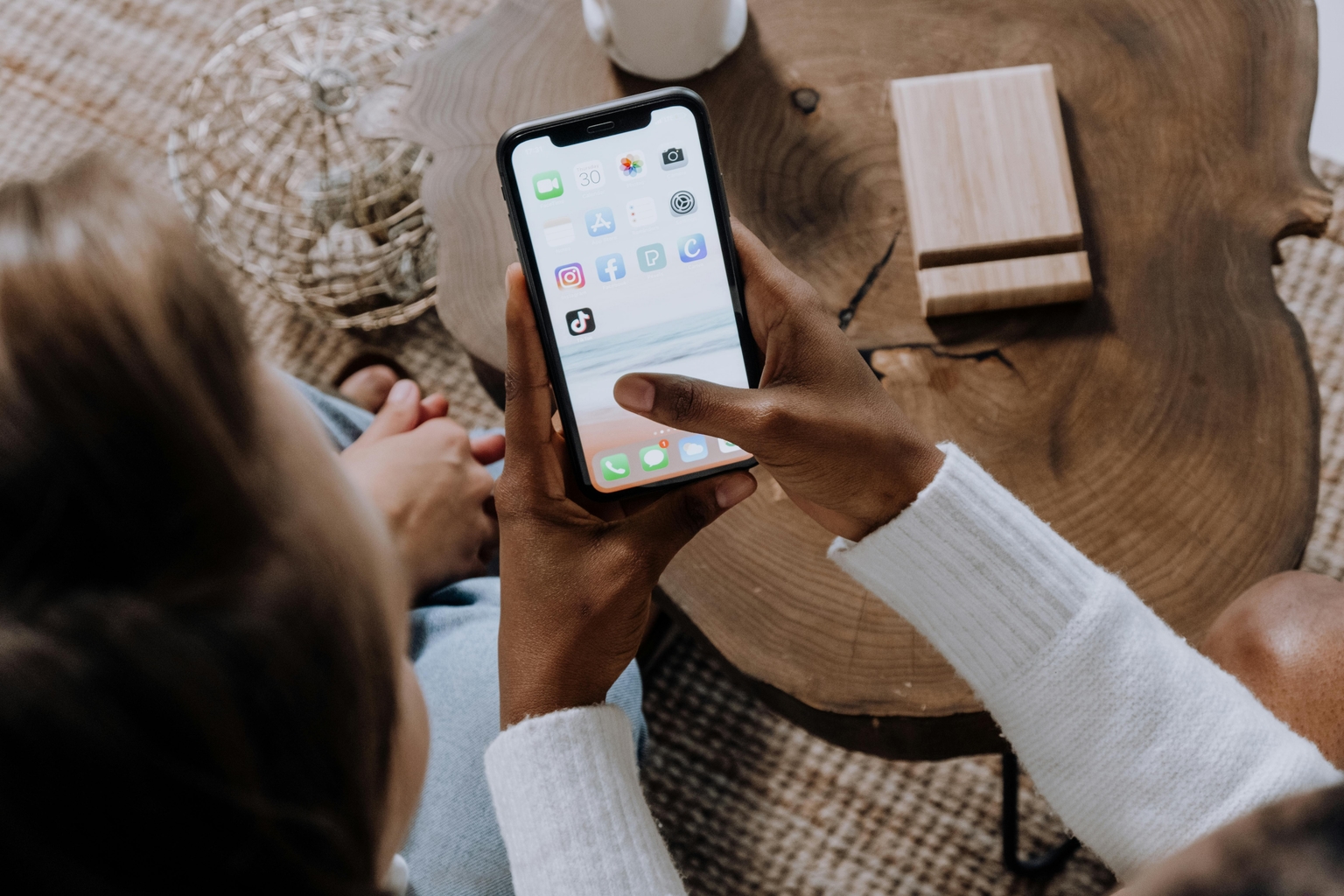Aperçu d’une application mobile iOS et Android sur smartphone
